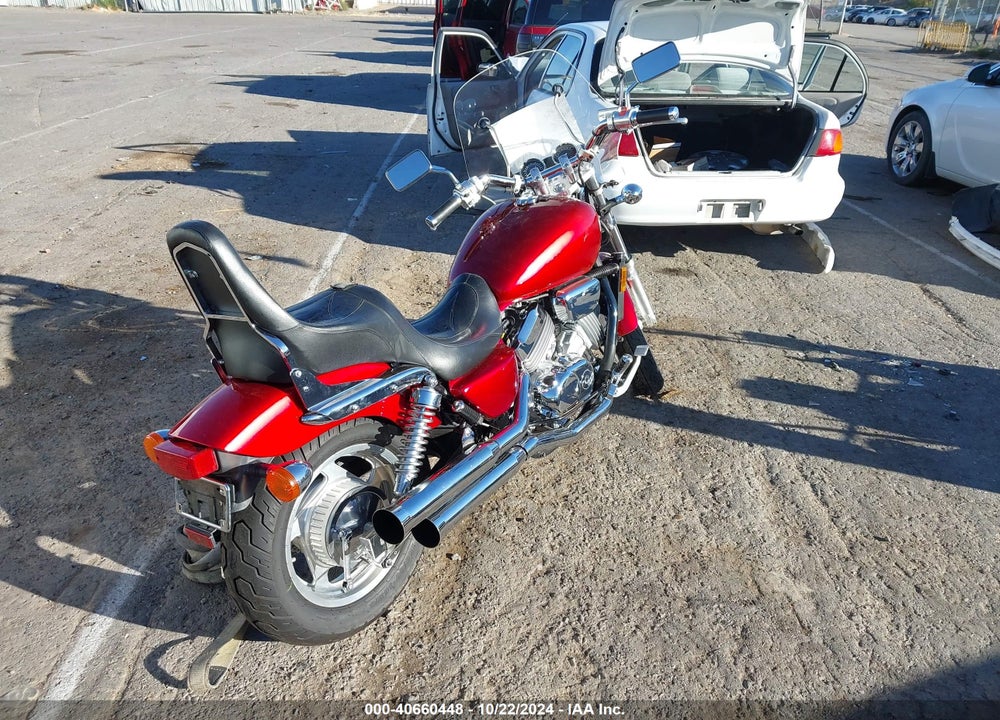 1995 HONDA VF750 C VIN: JH2RC4307SM100875