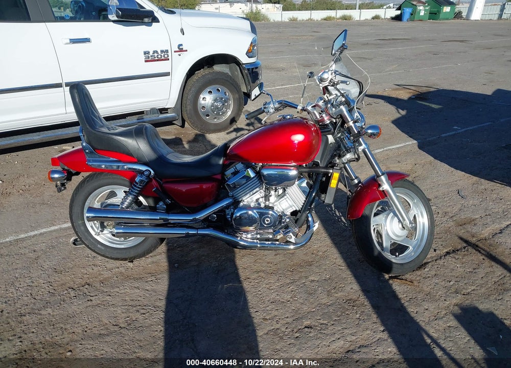 1995 HONDA VF750 C VIN: JH2RC4307SM100875