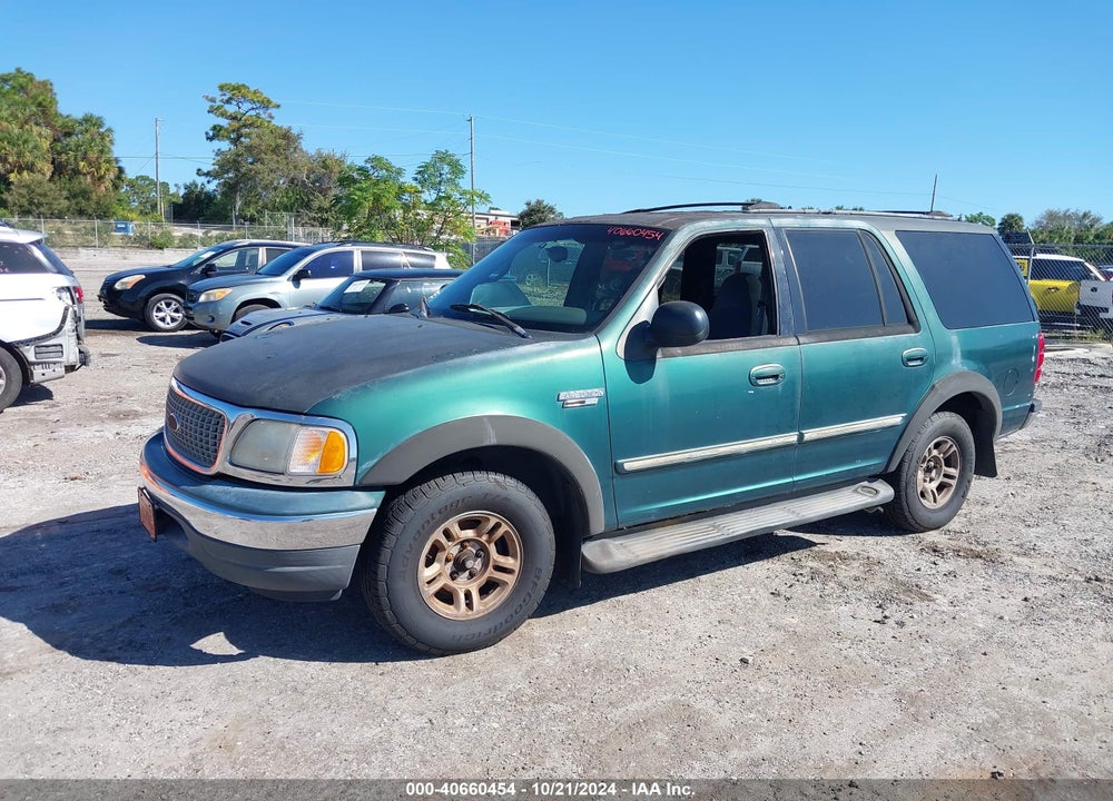 2000 FORD EXPEDITION XLT VIN: 1FMRU15LXYLB27381