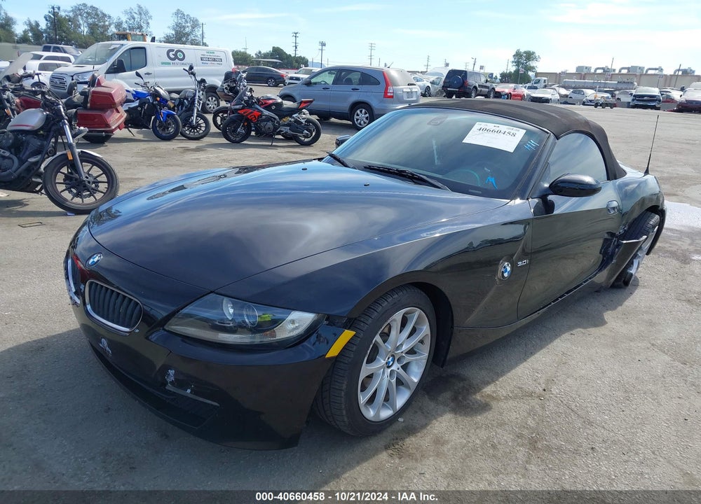 2008 BMW Z4 3.0I VIN: 4USBU33588LW74388