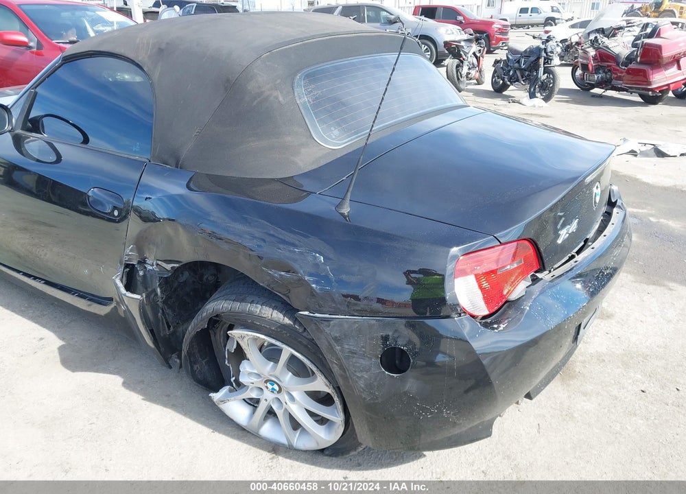 2008 BMW Z4 3.0I VIN: 4USBU33588LW74388