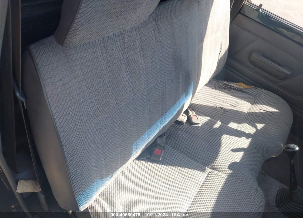 1994 TOYOTA PICKUP 1/2 TON SHORT WHLBASE STB VIN: 4TARN81A3RZ302076