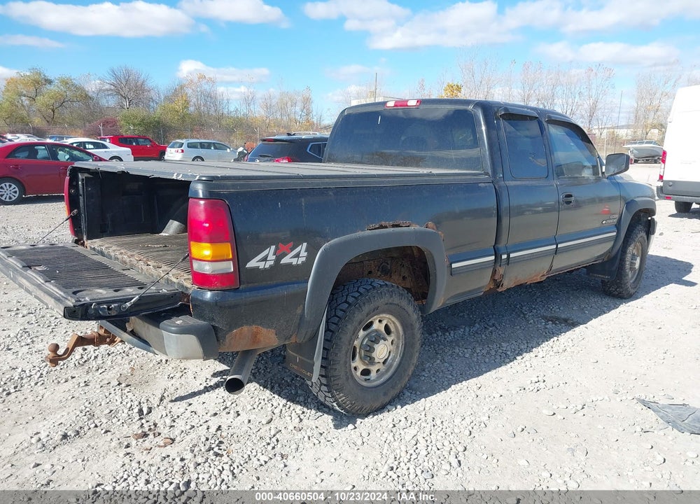 2002 CHEVROLET SILVERADO 2500HD LS/LT VIN: 1GCHK29122E227586