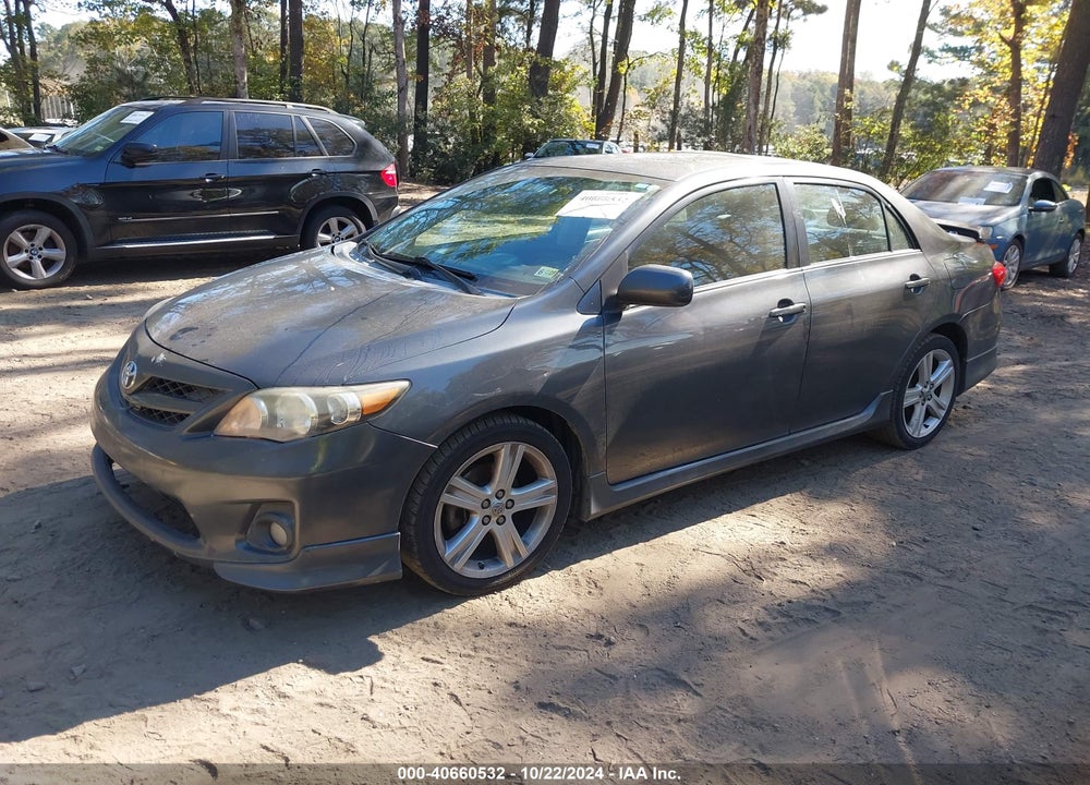 2013 TOYOTA COROLLA S VIN: 2T1BU4EE5DC984928