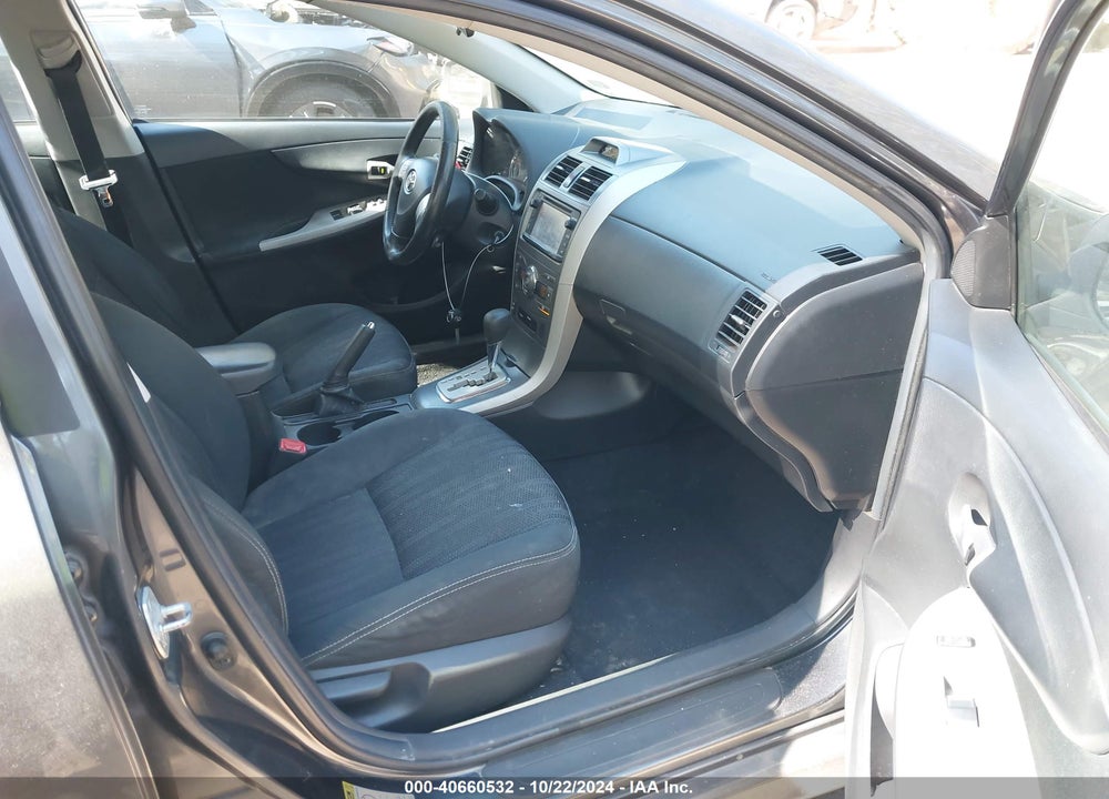 2013 TOYOTA COROLLA S VIN: 2T1BU4EE5DC984928