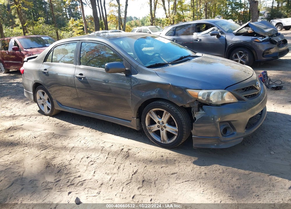 2013 TOYOTA COROLLA S VIN: 2T1BU4EE5DC984928