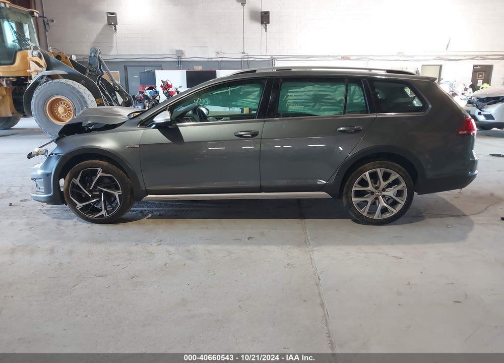 2017 VOLKSWAGEN GOLF ALLTRACK TSI SEL VIN: 3VWH17AUXHM505205