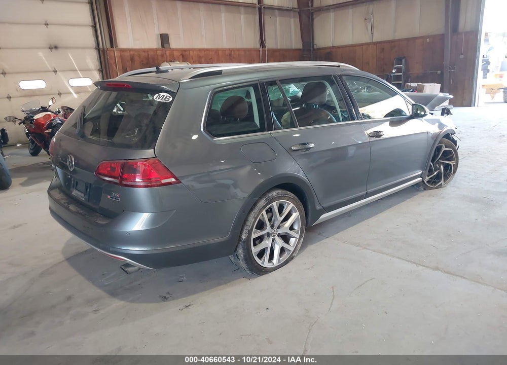 2017 VOLKSWAGEN GOLF ALLTRACK TSI SEL VIN: 3VWH17AUXHM505205