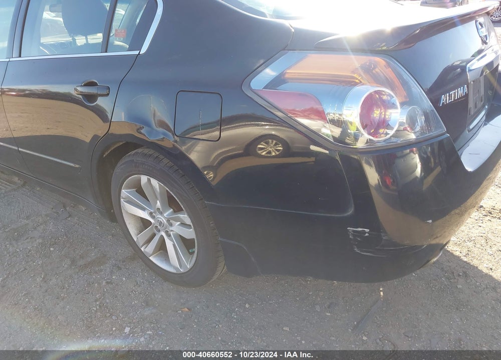 2011 NISSAN ALTIMA 3.5 SR VIN: 1N4BL2AP5BN490776