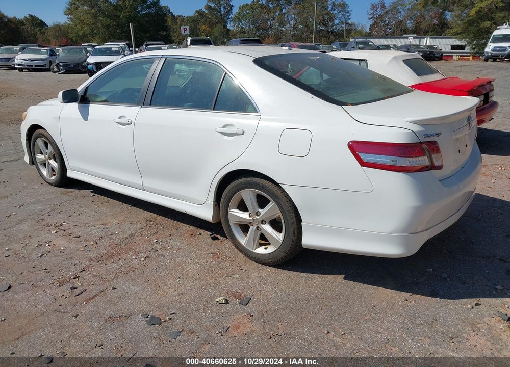 2011 TOYOTA CAMRY SE VIN: 4T1BF3EK1BU621502