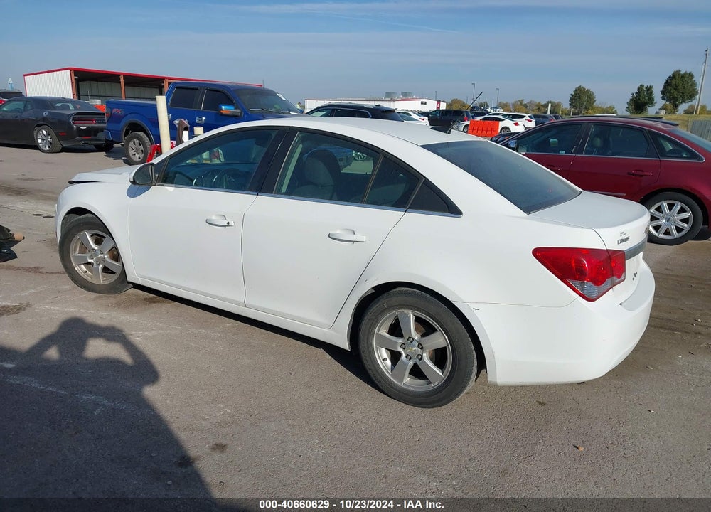 2014 CHEVROLET CRUZE 1LT AUTO VIN: 1G1PC5SB8E7162189