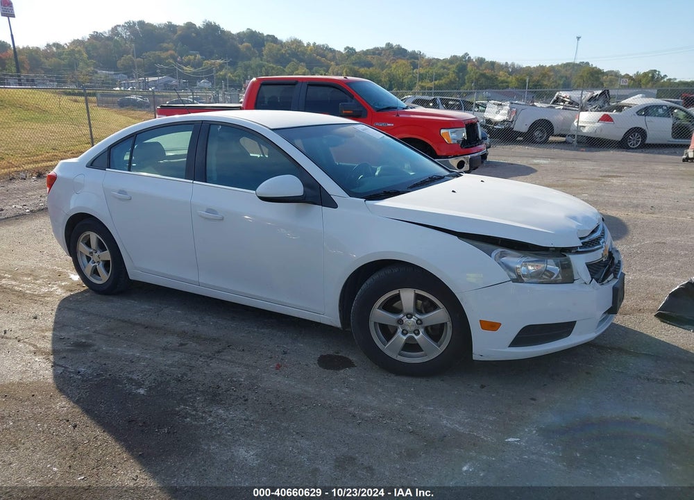 2014 CHEVROLET CRUZE 1LT AUTO VIN: 1G1PC5SB8E7162189