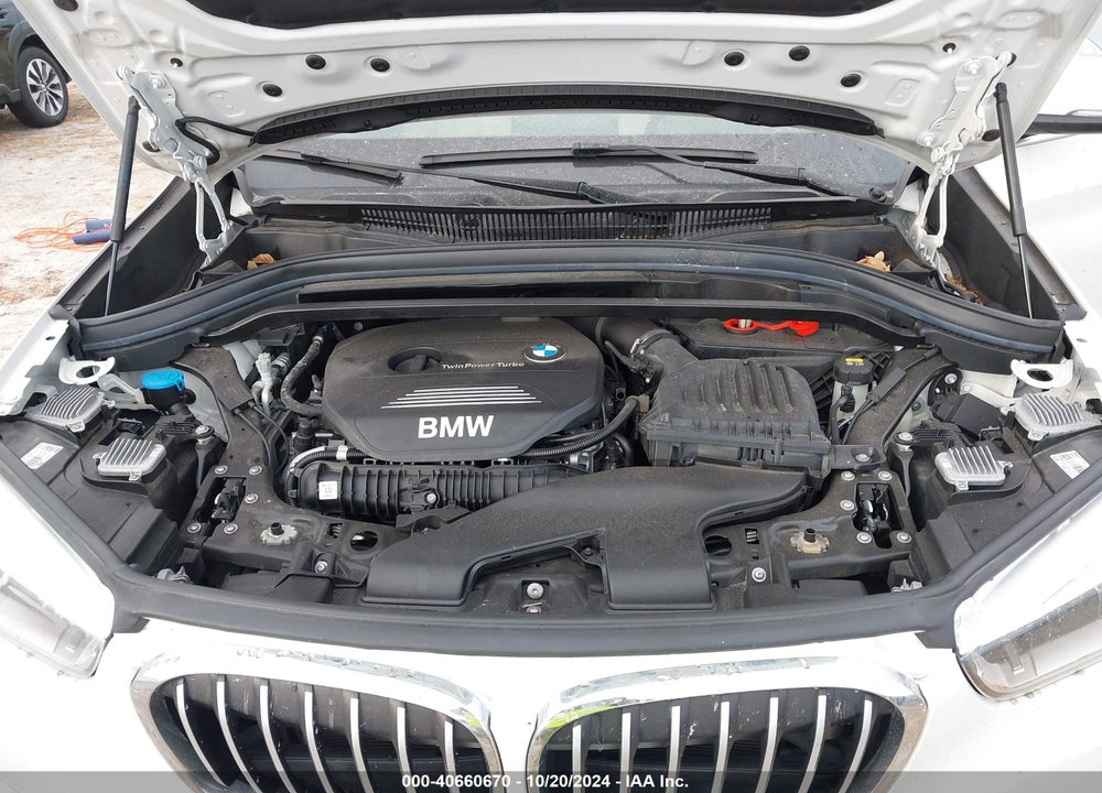 2017 BMW X1 XDRIVE28I VIN: WBXHT3Z3XH4A57180