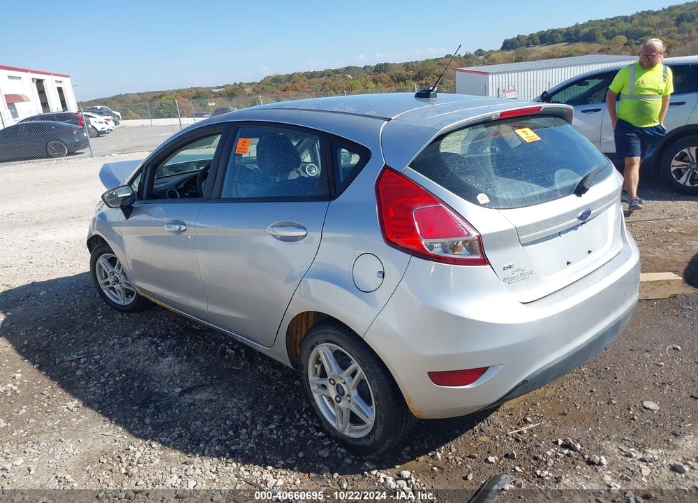 2018 FORD FIESTA SE VIN: 3FADP4EJ1JM138480