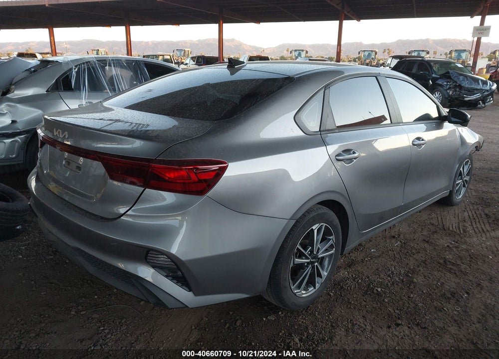 2023 KIA FORTE LXS VIN: 3KPF24AD8PE644277
