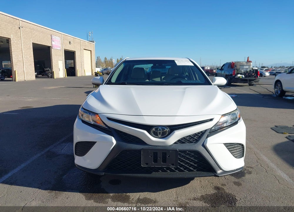 2018 TOYOTA CAMRY SE VIN: 4T1B11HK1JU072753
