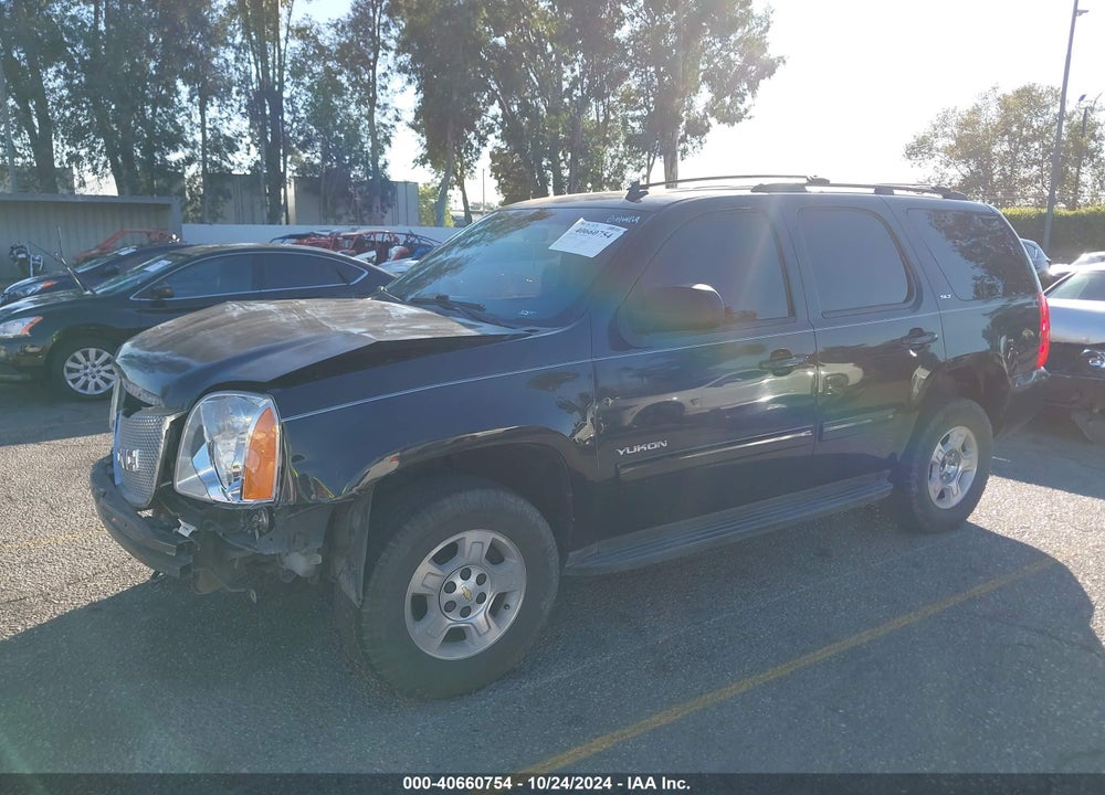 2011 GMC YUKON SLE VIN: 1GKS1AE06BR366102