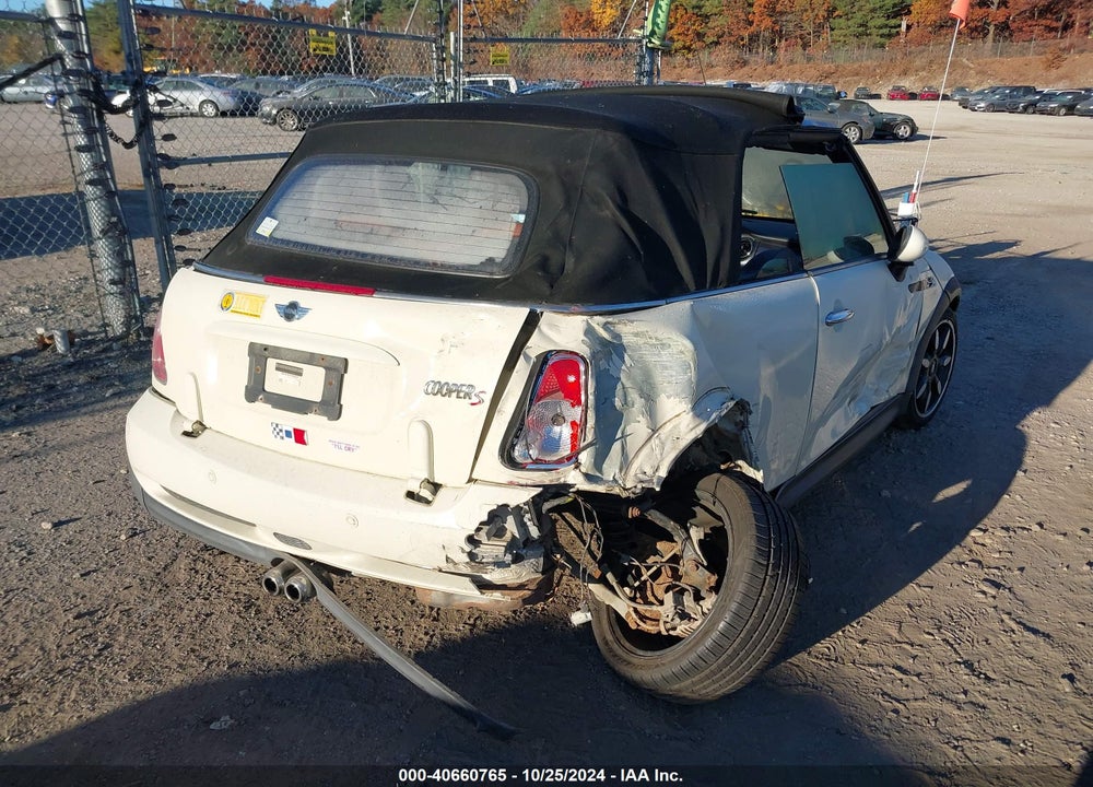 2008 MINI COOPER S VIN: WMWRH33598TL96722