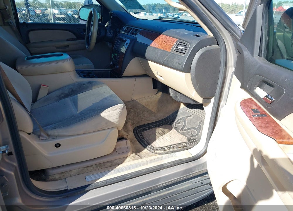 2007 CHEVROLET TAHOE LT VIN: 1GNFC13J67R141776