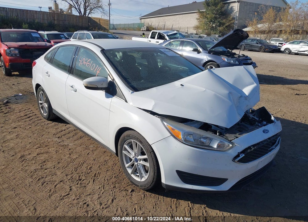 2017 FORD FOCUS SE VIN: 1FADP3F27HL315515