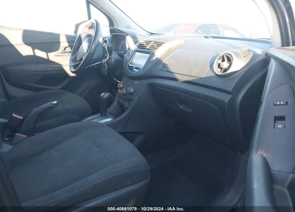 2016 CHEVROLET TRAX 1LS VIN: 3GNCJNSB2GL120375