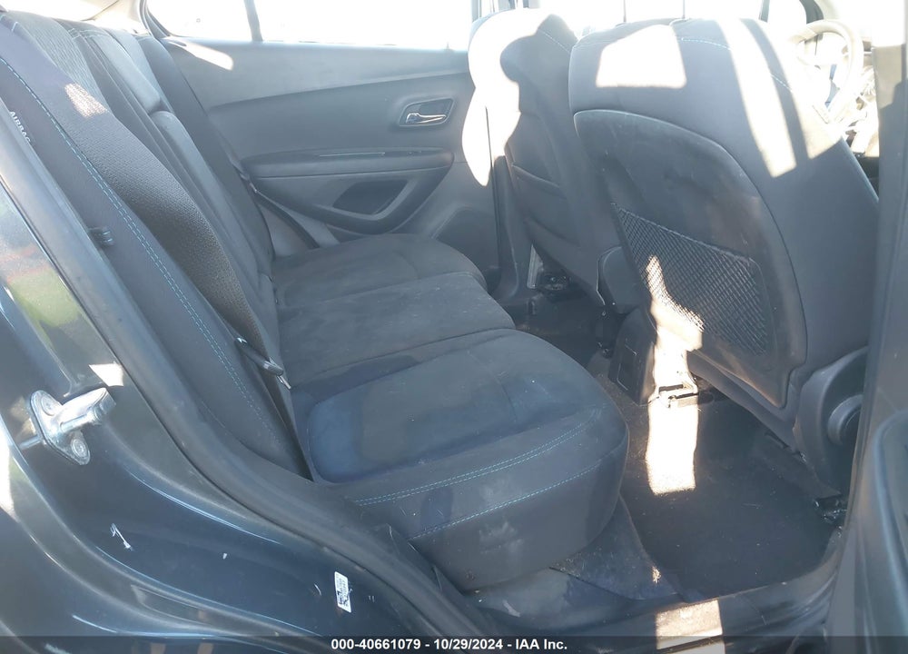 2016 CHEVROLET TRAX 1LS VIN: 3GNCJNSB2GL120375
