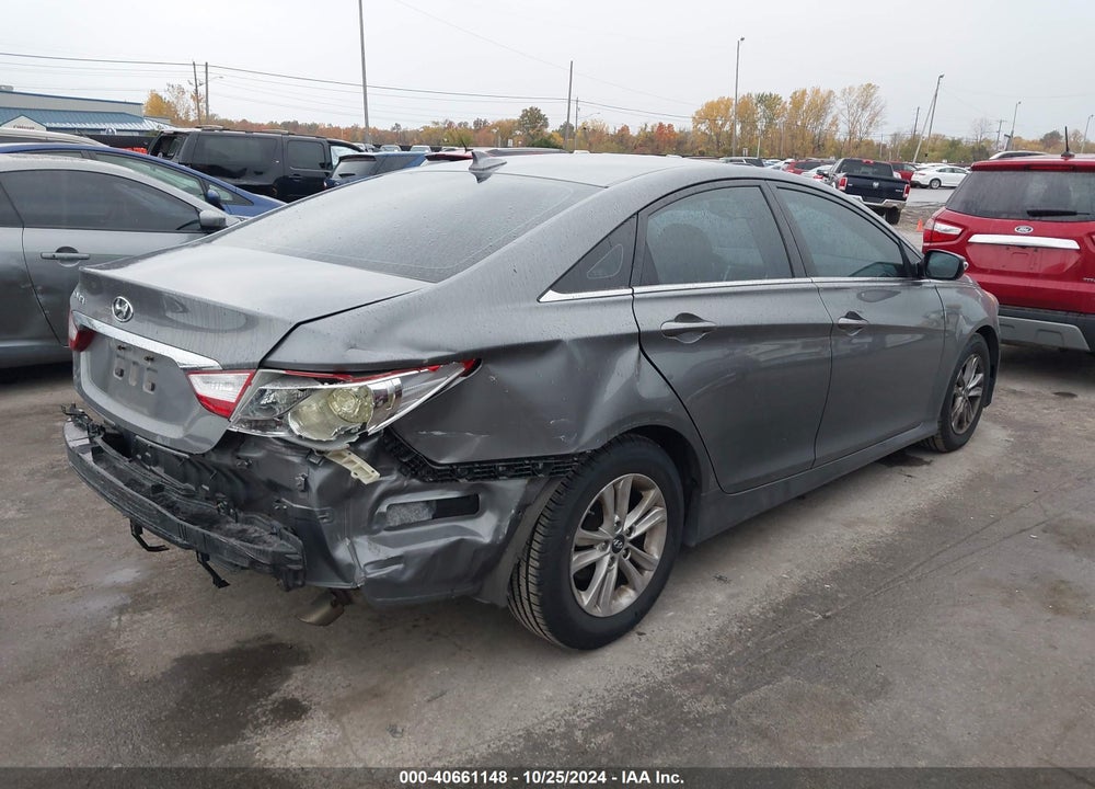 2014 HYUNDAI SONATA GLS VIN: 5NPEB4ACXEH933334