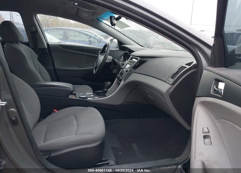 2014 HYUNDAI SONATA GLS VIN: 5NPEB4ACXEH933334