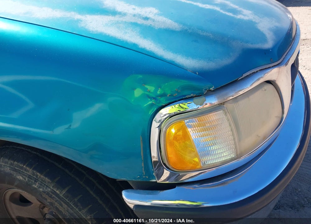 1997 FORD F-150 STANDARD/XL/XLT VIN: 1FTDF1728VNC00812
