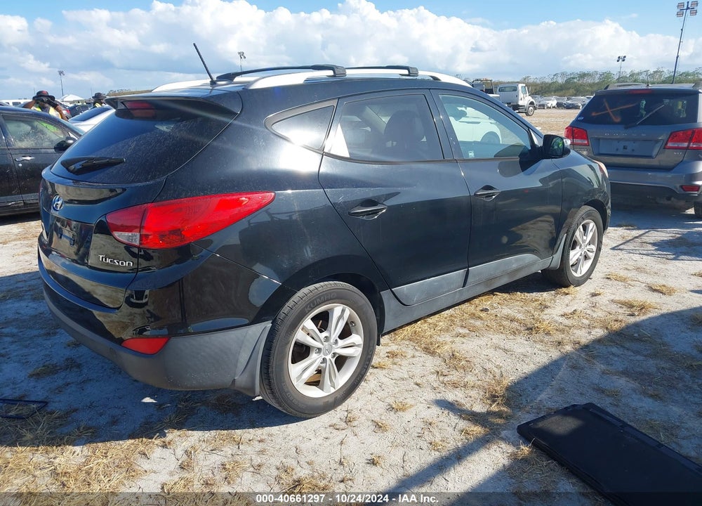 2012 HYUNDAI TUCSON GLS VIN: KM8JU3AC9CU362212