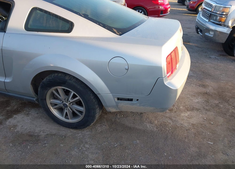 2005 FORD MUSTANG V6 DELUXE/V6 PREMIUM VIN: 1ZVFT80N755136497