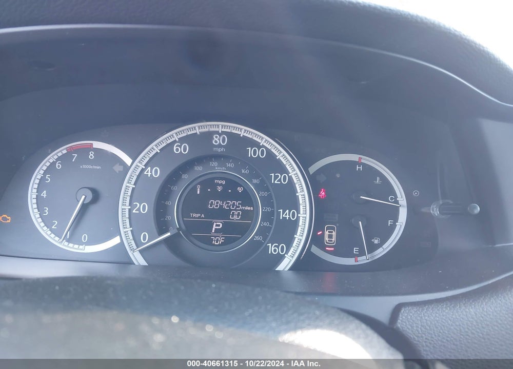 2013 HONDA ACCORD VIN: 1HGCR3F88DA020872