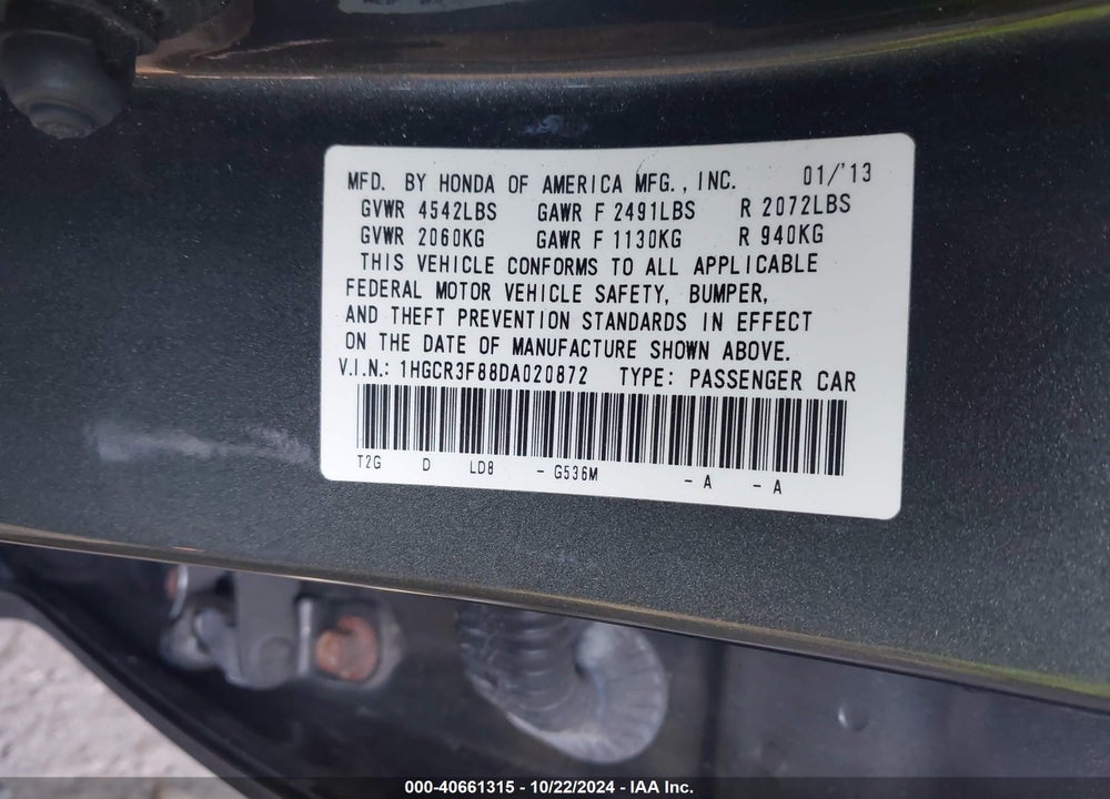 2013 HONDA ACCORD VIN: 1HGCR3F88DA020872