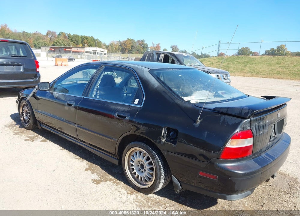 1994 HONDA ACCORD EX VIN: JHMCD5655RC020367