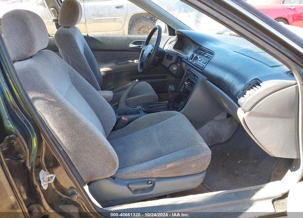 1994 HONDA ACCORD EX VIN: JHMCD5655RC020367