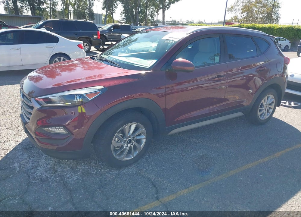 2017 HYUNDAI TUCSON SE VIN: KM8J33A49HU594151