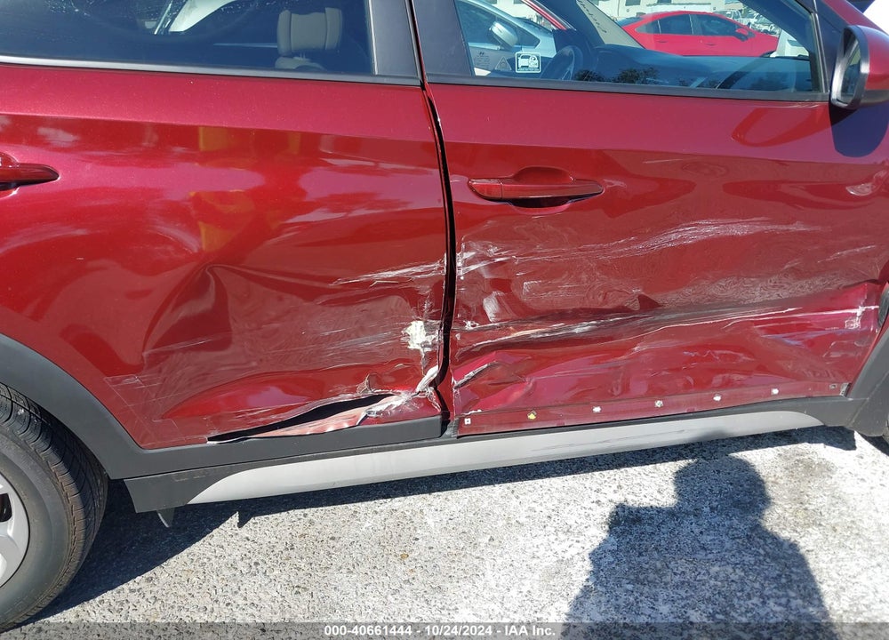 2017 HYUNDAI TUCSON SE VIN: KM8J33A49HU594151