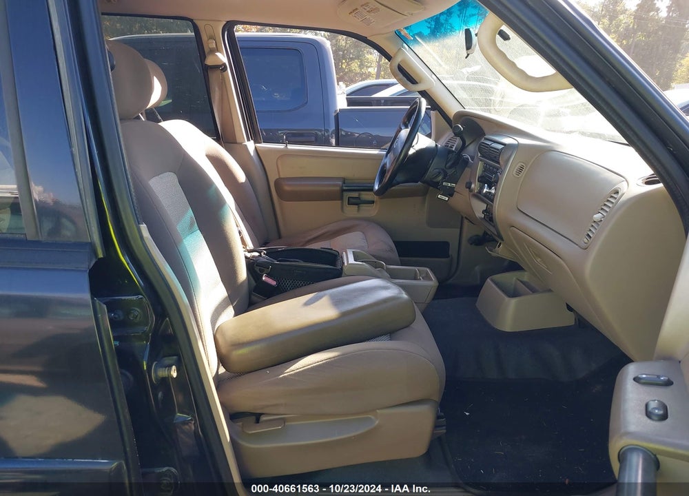 2005 FORD EXPLORER SPORT TRAC ADRENALIN/XLS/XLT VIN: 1FMZU67K35UB77921