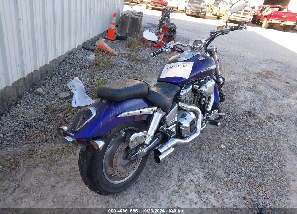 2003 HONDA VTX1800 C VIN: 1HFSC46073A109932