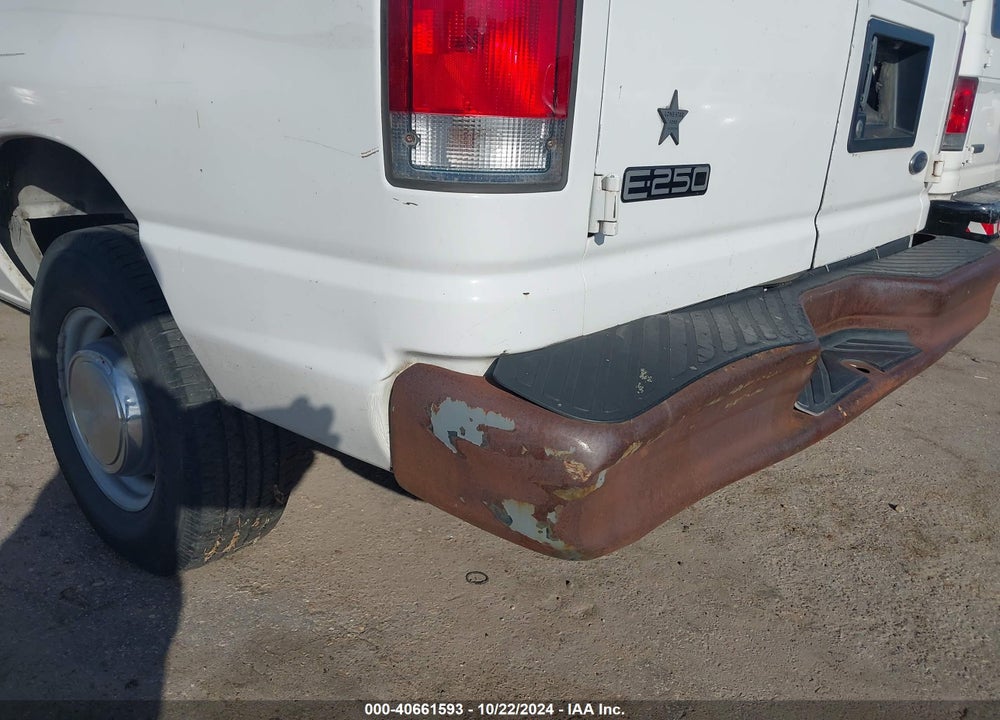2001 FORD E-250 COMMERCIAL VIN: 1FTNE24211HB24926