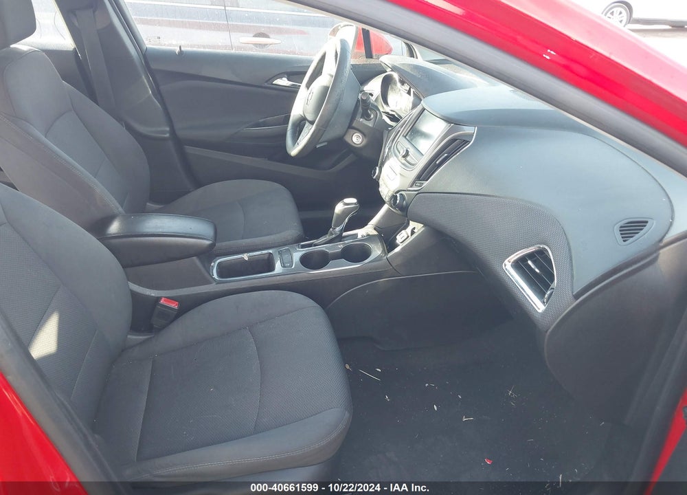 2019 CHEVROLET CRUZE LT VIN: 1G1BE5SM4K7117817