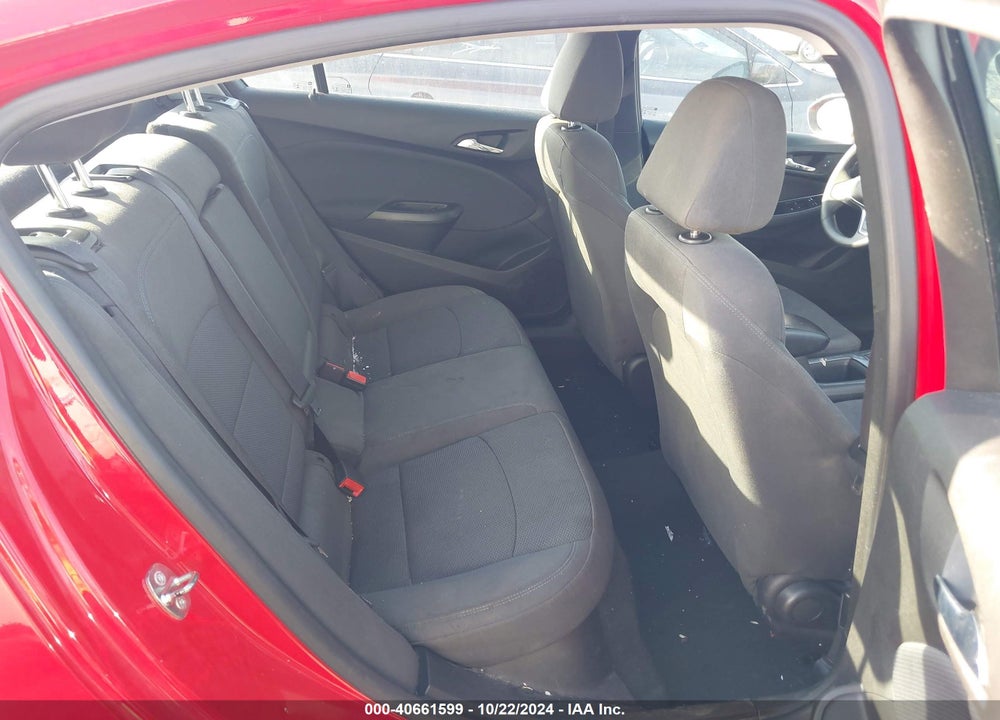 2019 CHEVROLET CRUZE LT VIN: 1G1BE5SM4K7117817