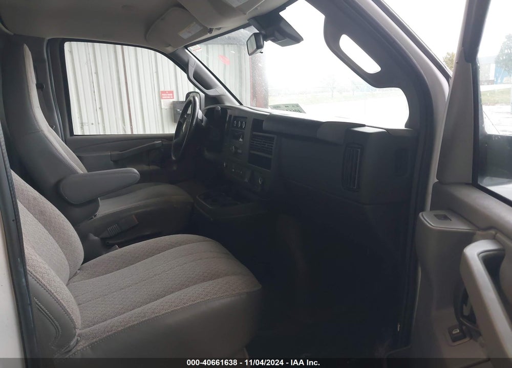 2022 CHEVROLET EXPRESS CARGO RWD 2500 REGULAR WHEELBASE WT VIN: 1GCWGAF73N1155904