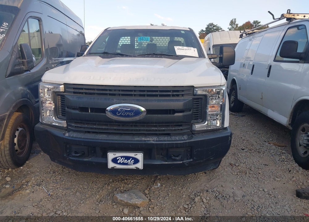 2019 FORD F-250 XL VIN: 1FDBF2A64KEG59657