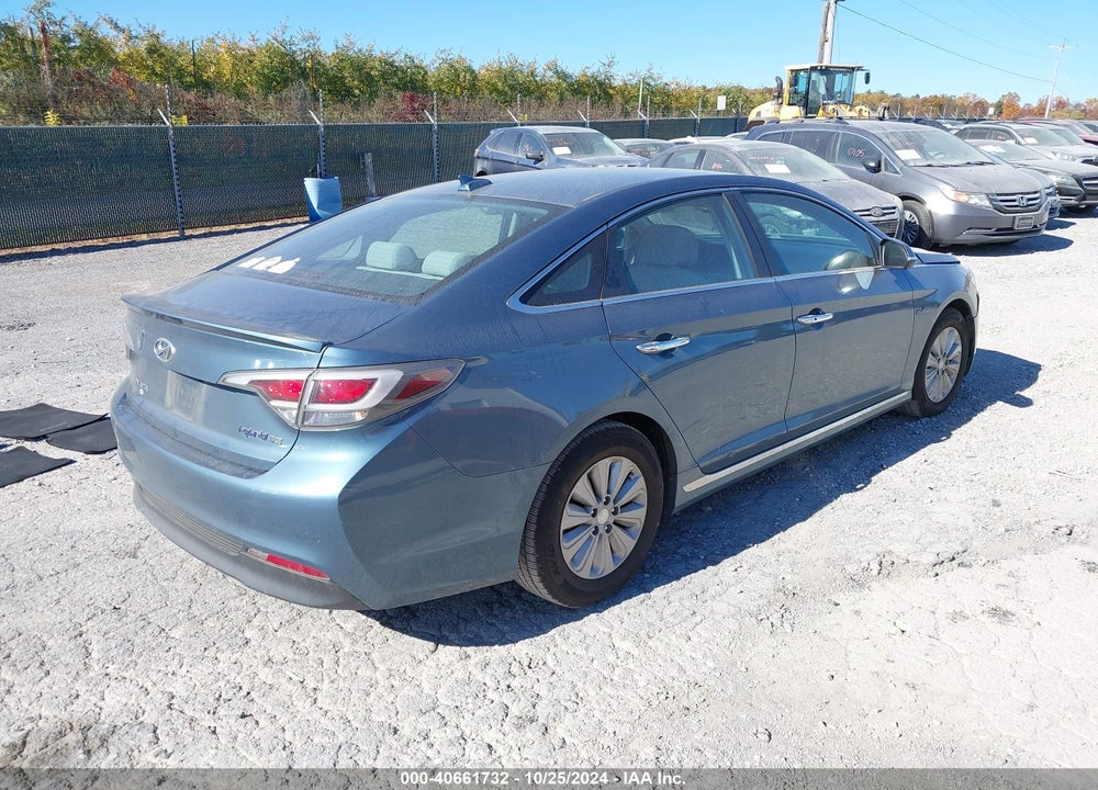 2016 HYUNDAI SONATA HYBRID SE VIN: KMHE24L15GA015427