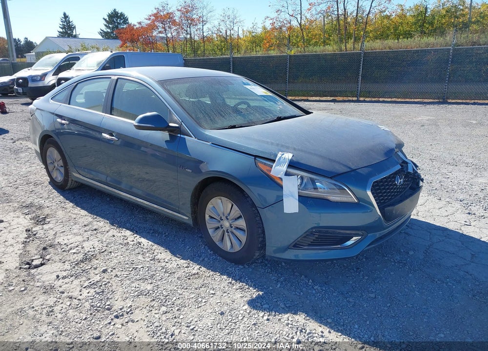 2016 HYUNDAI SONATA HYBRID SE VIN: KMHE24L15GA015427
