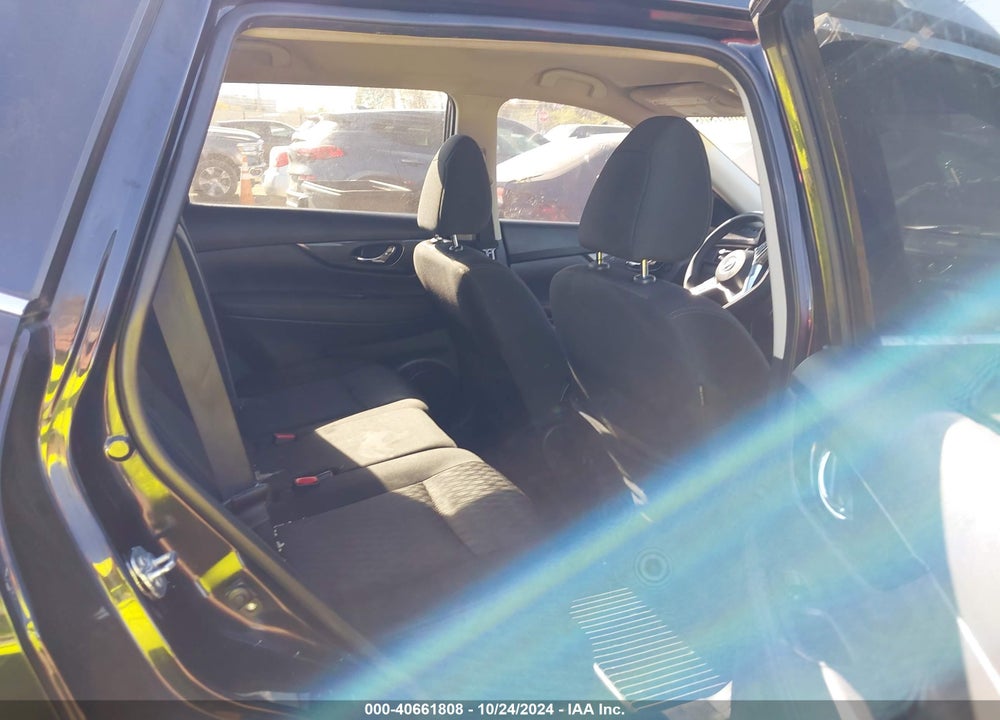 2017 NISSAN ROGUE S VIN: KNMAT2MV1HP539498