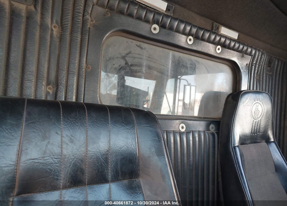 1989 KENWORTH T800 T800 VIN: 2NKDLA0X5KM529069