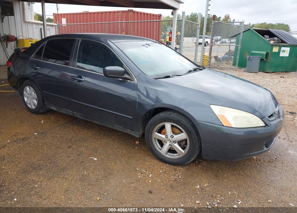 2003 HONDA ACCORD 2.4 LX VIN: 1HGCM56353A072828