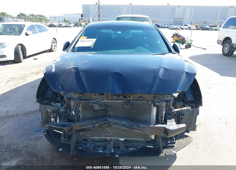2018 HYUNDAI SONATA SPORT VIN: 5NPE34AF9JH666110